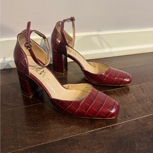 Maroon Croc-Patterned Square toe Block Heels
